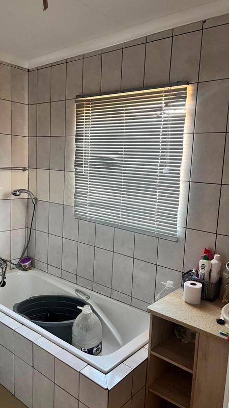 To Let 2 Bedroom Property for Rent in Lotus Gardens Gauteng