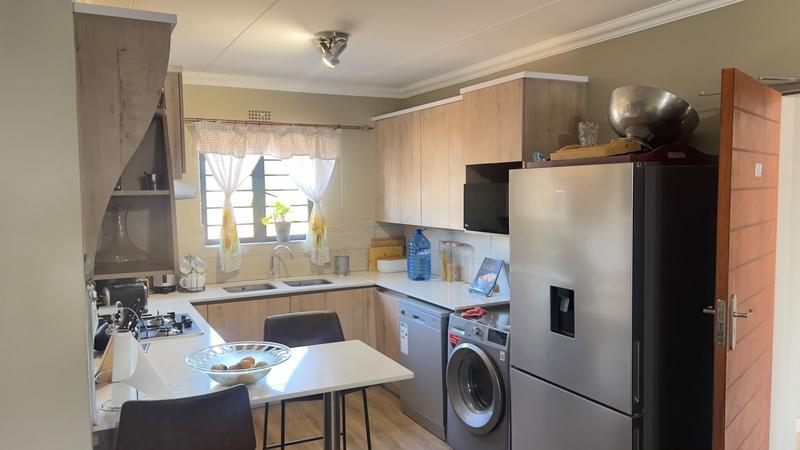 To Let 2 Bedroom Property for Rent in Montana Gauteng