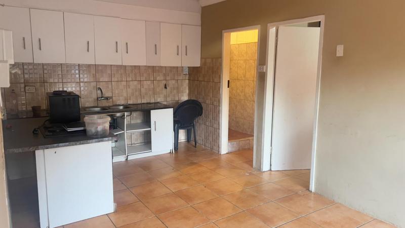 To Let 2 Bedroom Property for Rent in Pretoria North Gauteng
