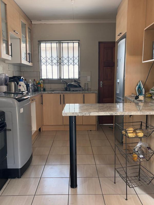 2 Bedroom Property for Sale in Germiston South Gauteng