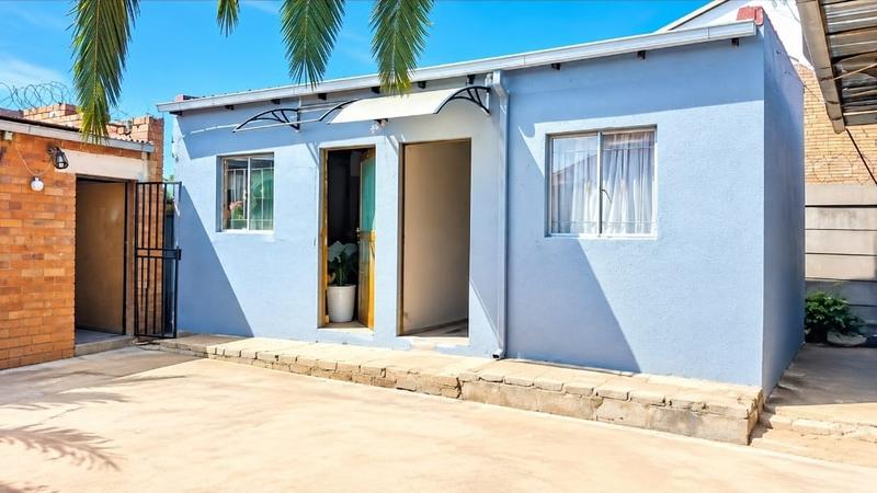 3 Bedroom Property for Sale in Towerby Gauteng