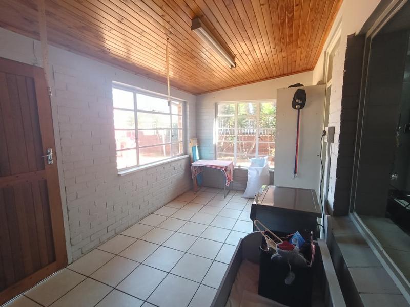 To Let 3 Bedroom Property for Rent in Casseldale Gauteng