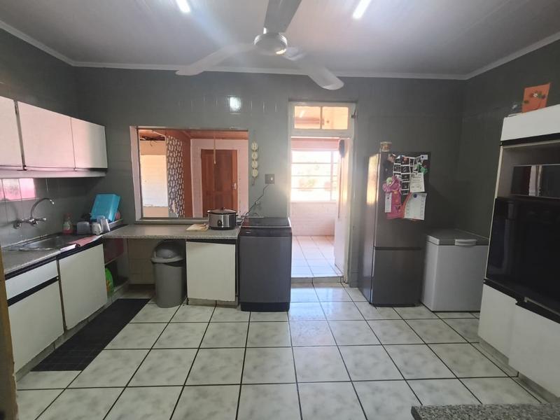 To Let 3 Bedroom Property for Rent in Casseldale Gauteng