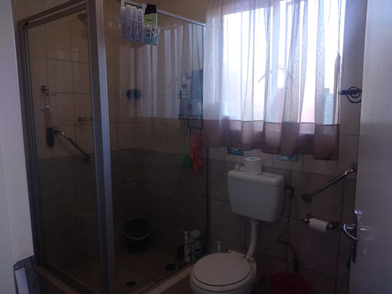 5 Bedroom Property for Sale in Rooihuiskraal North Gauteng