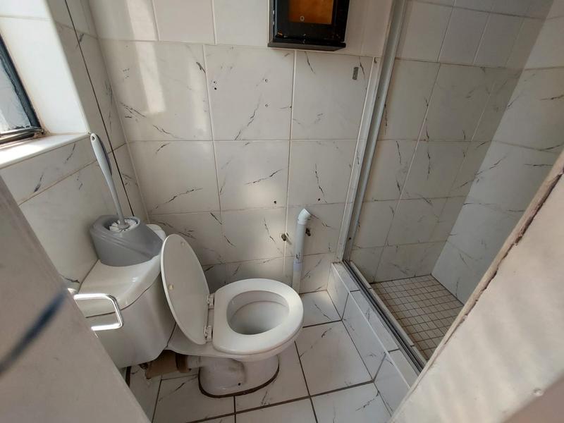 To Let 3 Bedroom Property for Rent in Flora Gardens Gauteng