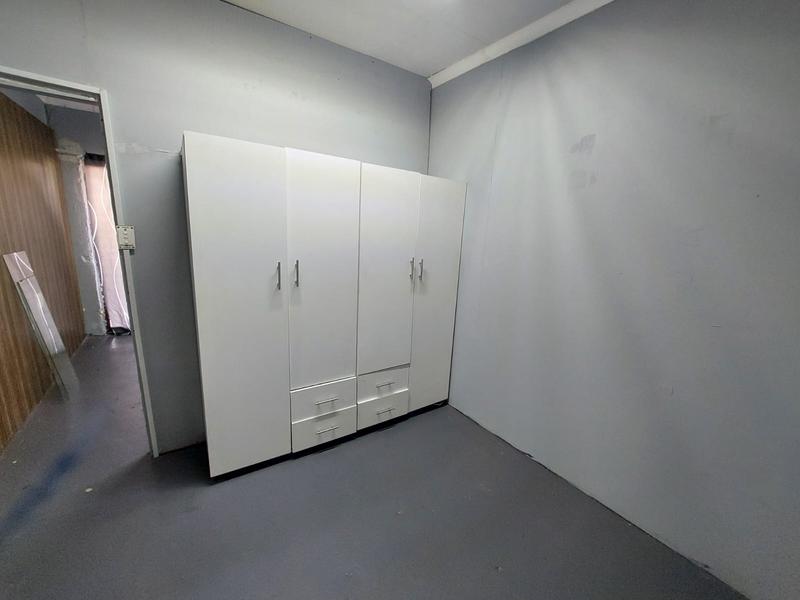 To Let 3 Bedroom Property for Rent in Flora Gardens Gauteng