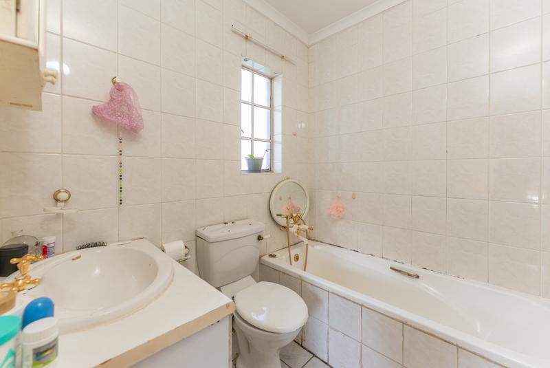 2 Bedroom Property for Sale in Eden Glen Gauteng