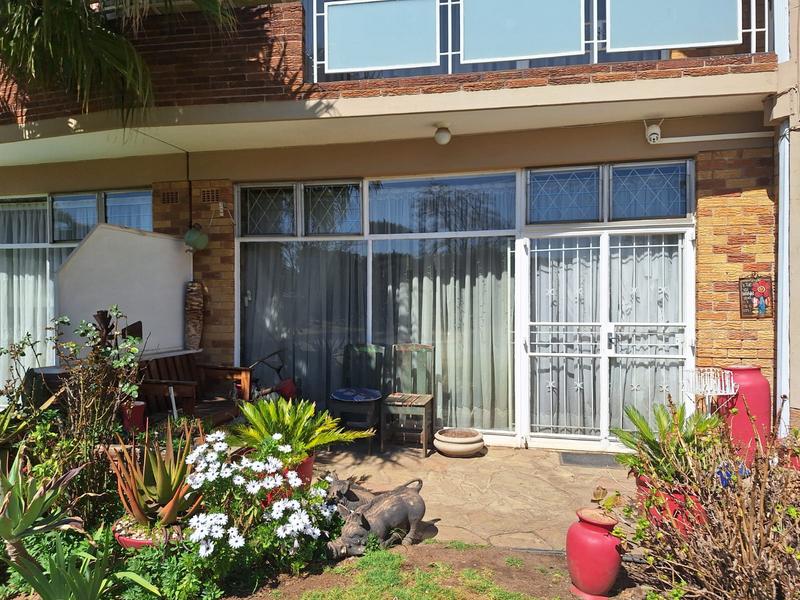 2 Bedroom Property for Sale in Strubenvale Gauteng