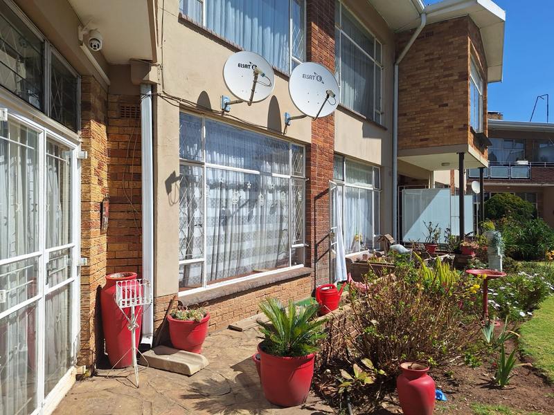 2 Bedroom Property for Sale in Strubenvale Gauteng