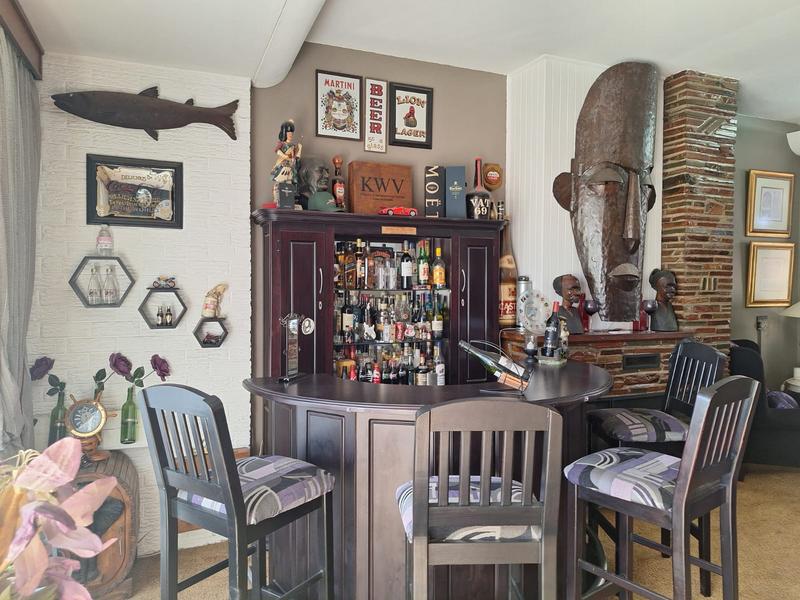 2 Bedroom Property for Sale in Strubenvale Gauteng