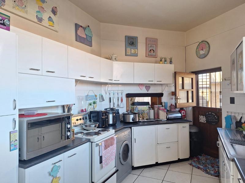 2 Bedroom Property for Sale in Strubenvale Gauteng
