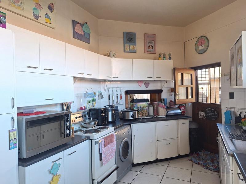 2 Bedroom Property for Sale in Strubenvale Gauteng