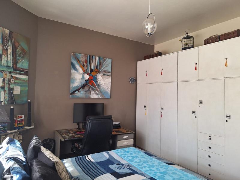 2 Bedroom Property for Sale in Strubenvale Gauteng