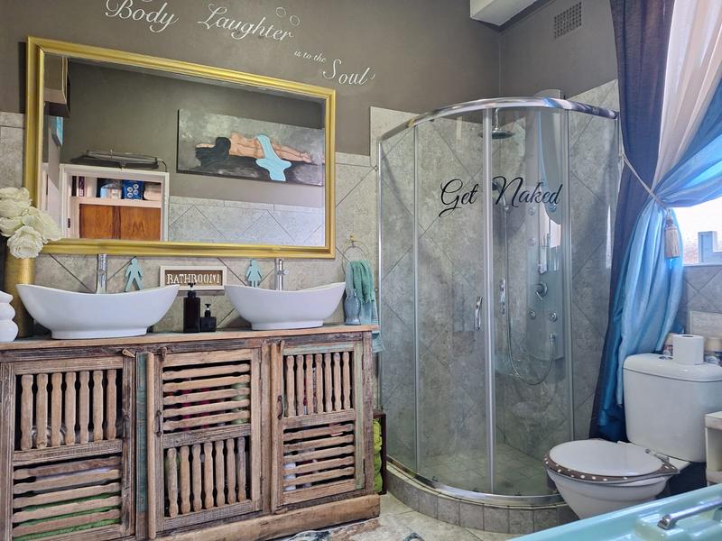 2 Bedroom Property for Sale in Strubenvale Gauteng