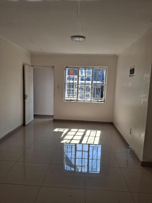To Let 3 Bedroom Property for Rent in Greenside Gauteng