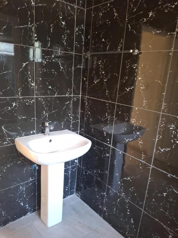 To Let 3 Bedroom Property for Rent in Greenside Gauteng