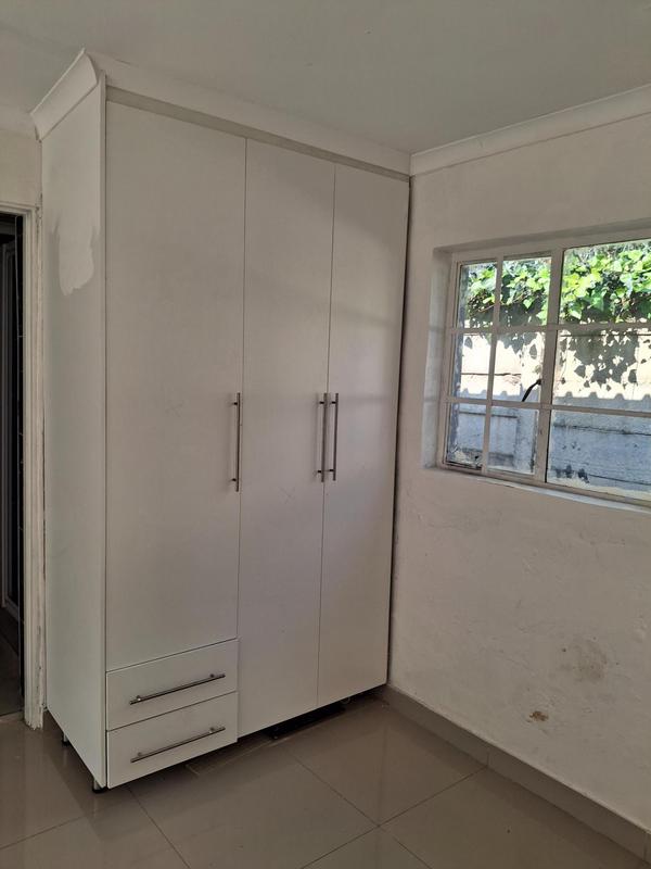 To Let 3 Bedroom Property for Rent in Greenside Gauteng