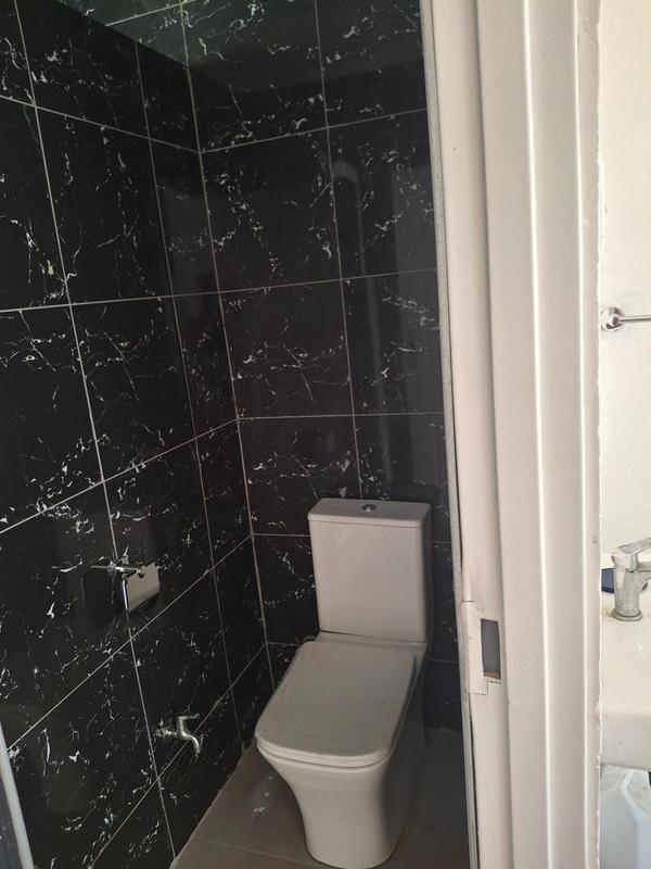 To Let 3 Bedroom Property for Rent in Greenside Gauteng