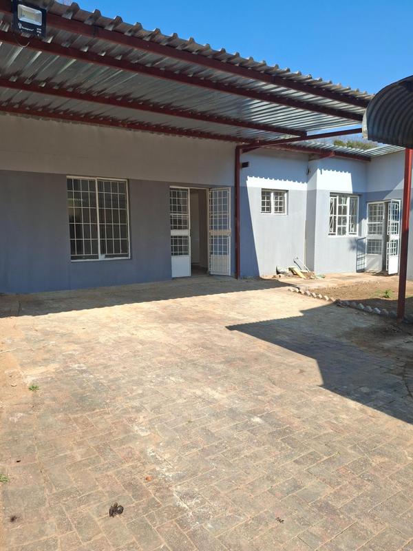 To Let 3 Bedroom Property for Rent in Greenside Gauteng