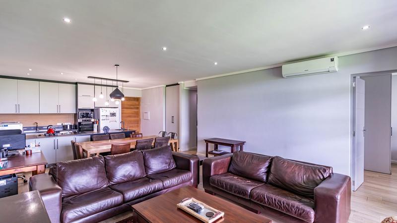 2 Bedroom Property for Sale in Midfield Estate Gauteng