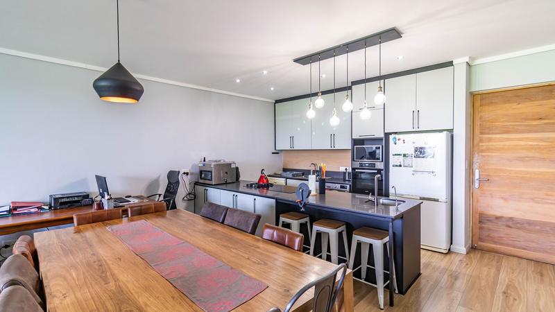 2 Bedroom Property for Sale in Midfield Estate Gauteng