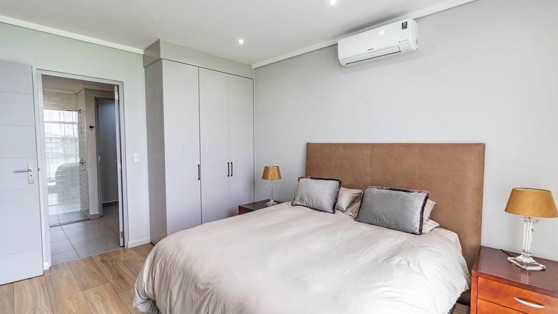 2 Bedroom Property for Sale in Midfield Estate Gauteng