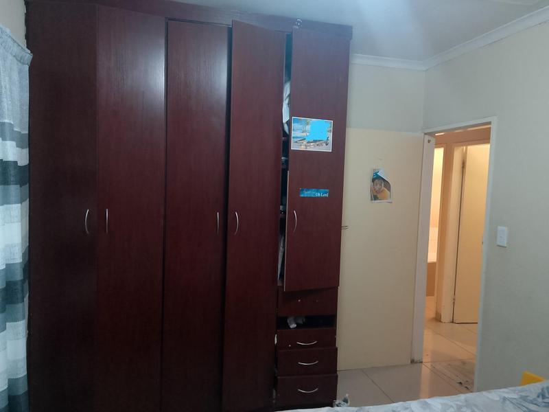 2 Bedroom Property for Sale in Booysens Gauteng