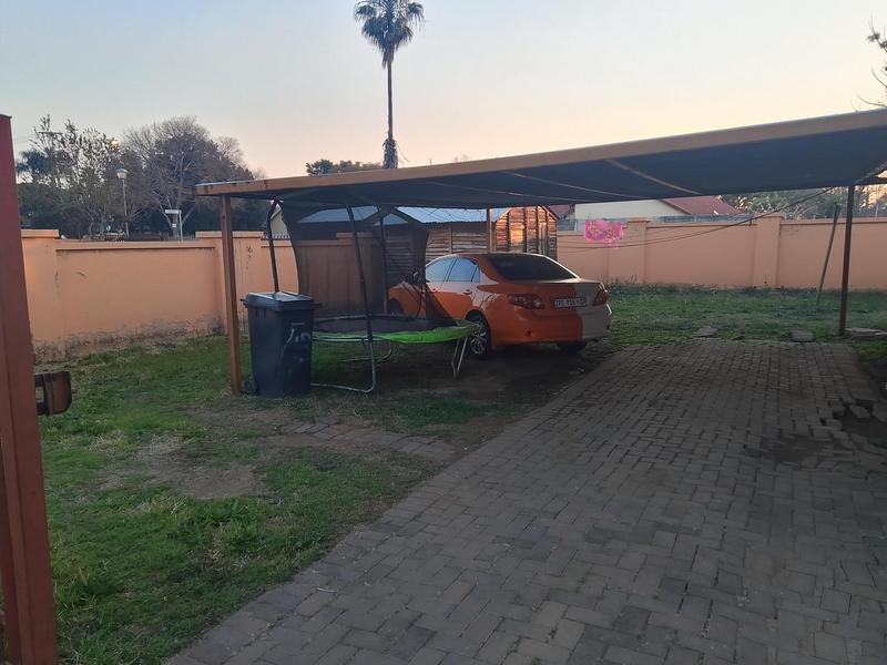 2 Bedroom Property for Sale in Booysens Gauteng