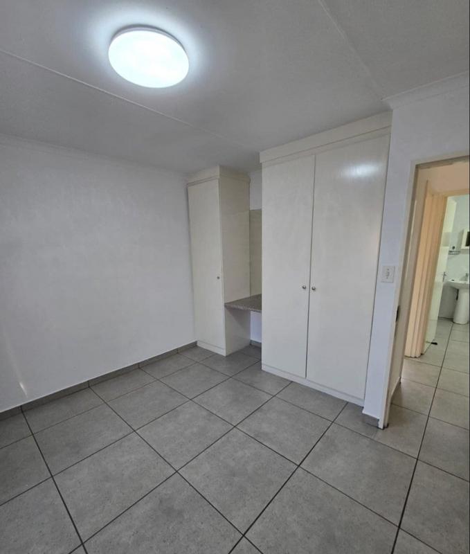 2 Bedroom Property for Sale in New Redruth Gauteng