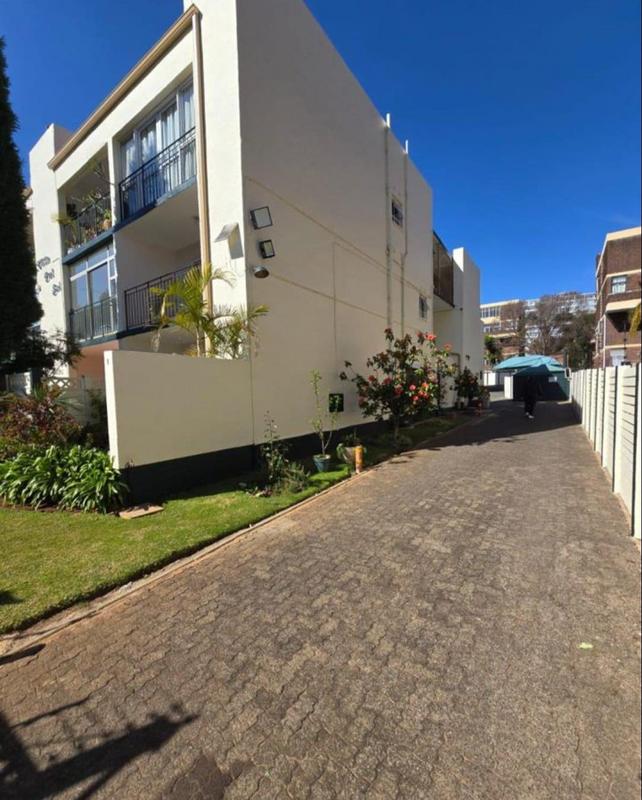 2 Bedroom Property for Sale in Bedfordview Gauteng