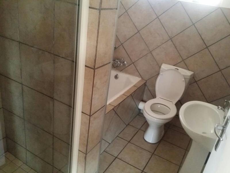 To Let 2 Bedroom Property for Rent in Vanderbijlpark SE 4 Gauteng