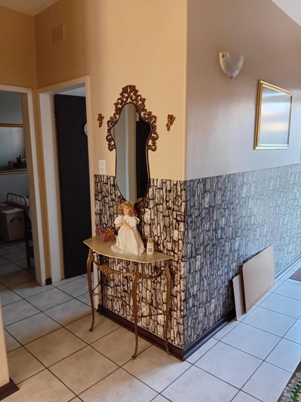 2 Bedroom Property for Sale in Vanderbijlpark CW 3 Gauteng