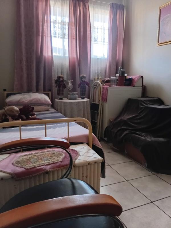 2 Bedroom Property for Sale in Vanderbijlpark CW 3 Gauteng