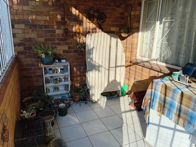 2 Bedroom Property for Sale in Vanderbijlpark CW 3 Gauteng