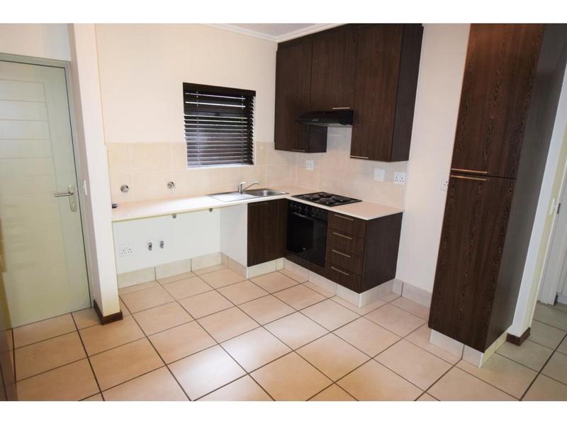 To Let 1 Bedroom Property for Rent in Beverley Gauteng