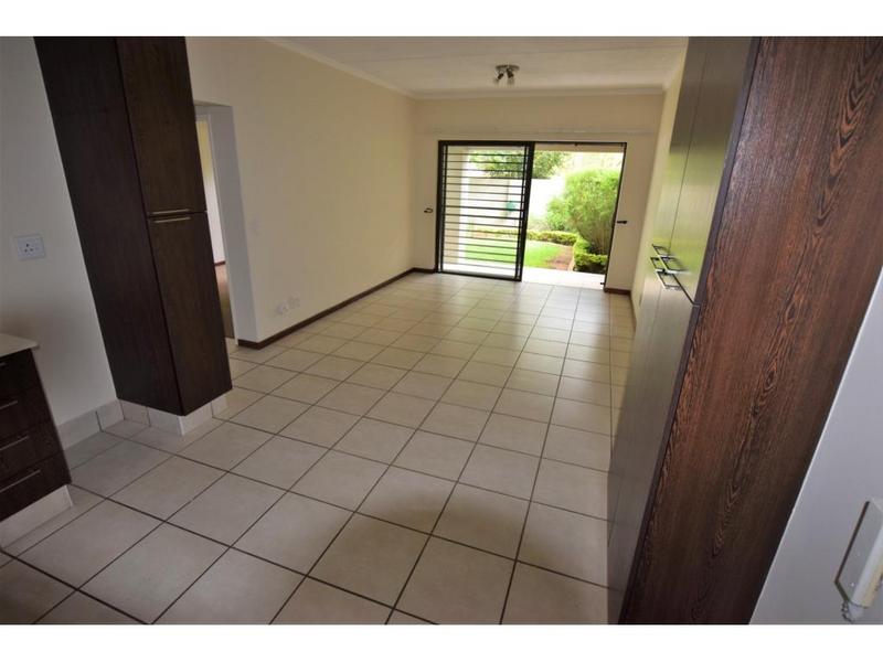 To Let 1 Bedroom Property for Rent in Beverley Gauteng