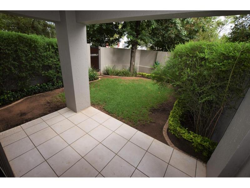 To Let 1 Bedroom Property for Rent in Beverley Gauteng