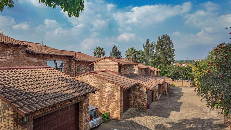 2 Bedroom Property for Sale in Rivonia Gauteng