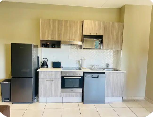1 Bedroom Property for Sale in Rosebank Gauteng