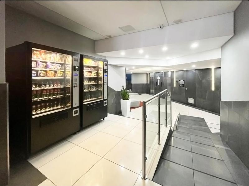 1 Bedroom Property for Sale in Rosebank Gauteng