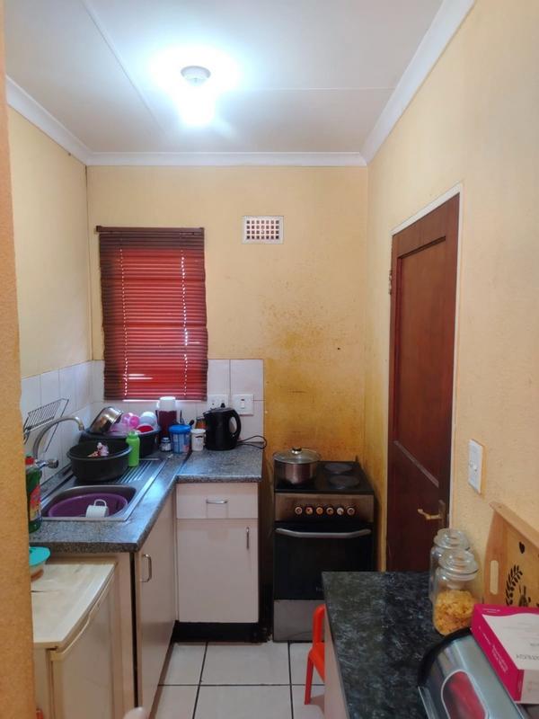 2 Bedroom Property for Sale in Lenasia South Gauteng