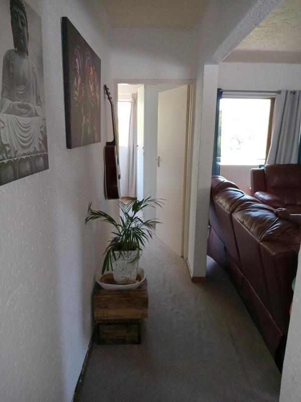 2 Bedroom Property for Sale in Waterkloof Ridge Gauteng