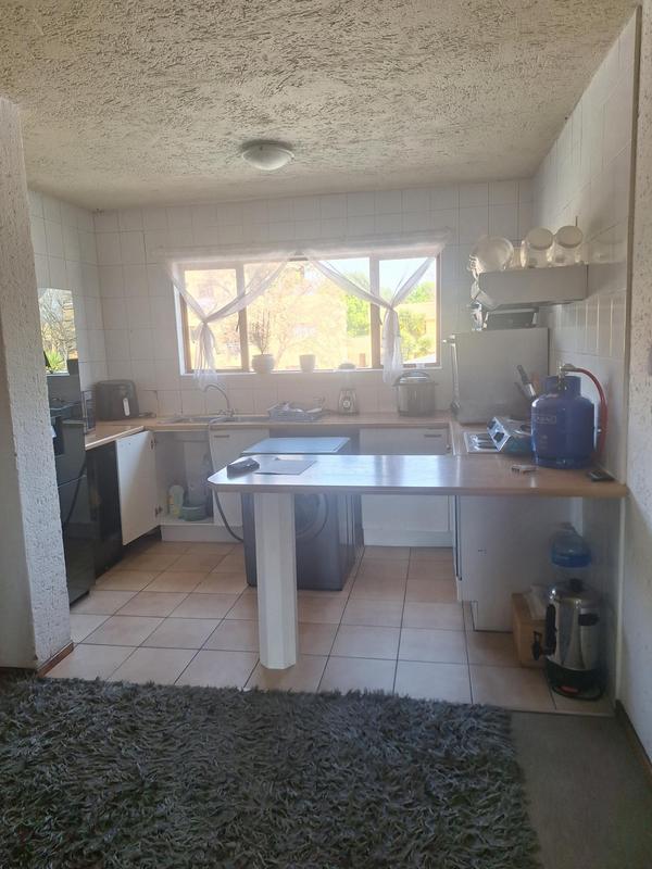 2 Bedroom Property for Sale in Waterkloof Ridge Gauteng