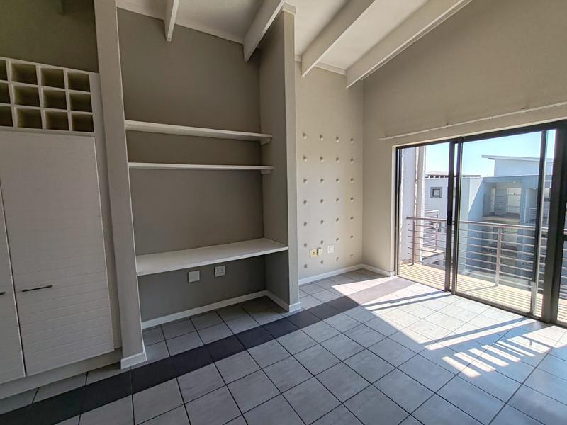 2 Bedroom Property for Sale in Dainfern Gauteng