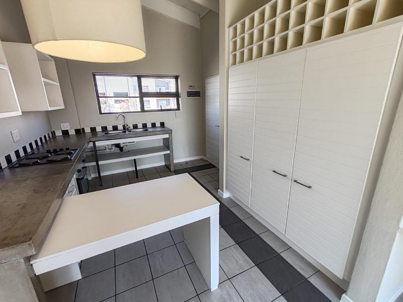 2 Bedroom Property for Sale in Dainfern Gauteng