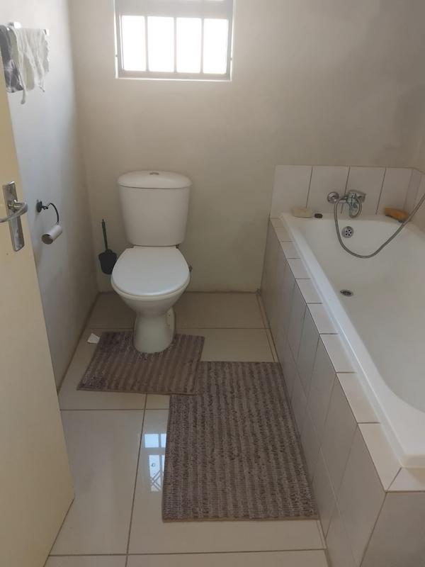 4 Bedroom Property for Sale in Albertsdal Gauteng