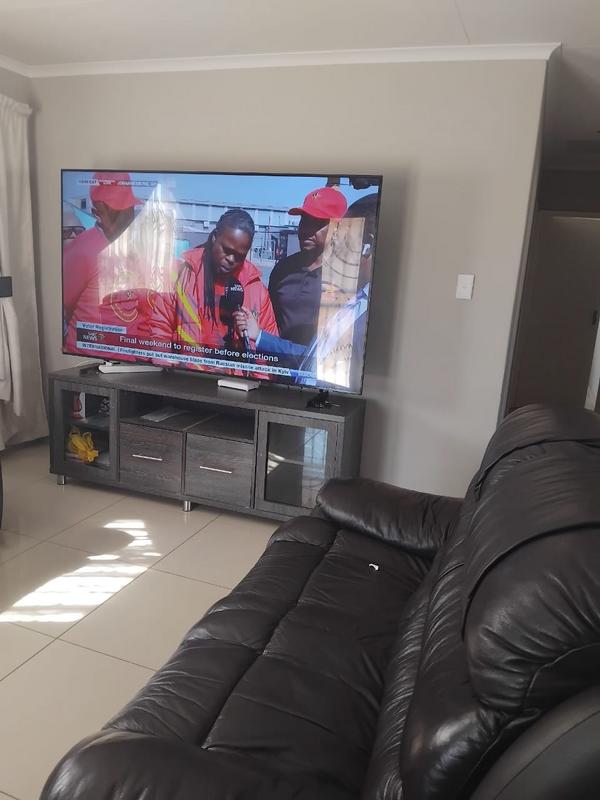 4 Bedroom Property for Sale in Albertsdal Gauteng