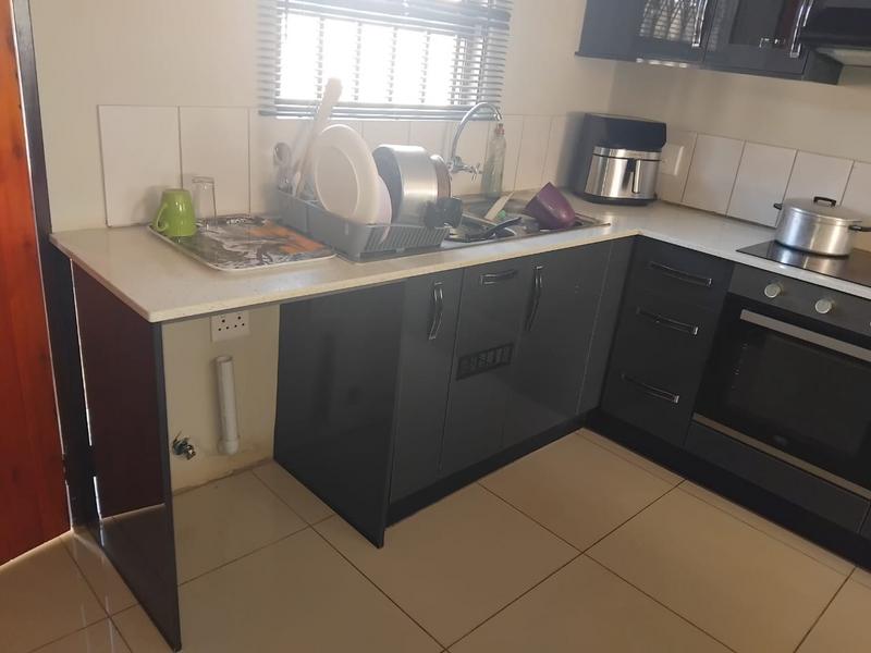 4 Bedroom Property for Sale in Albertsdal Gauteng