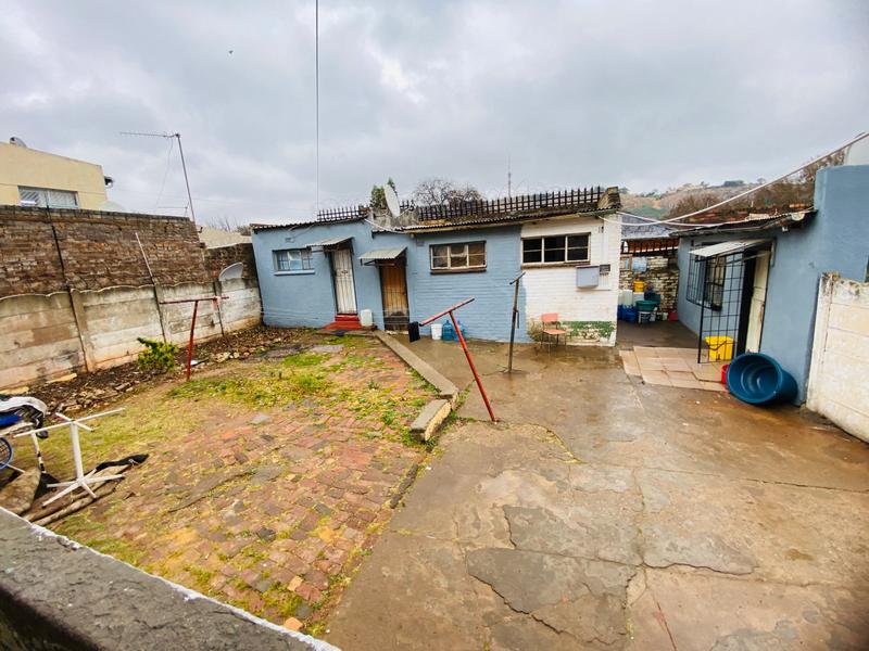 6 Bedroom Property for Sale in Bezuidenhout Valley Gauteng