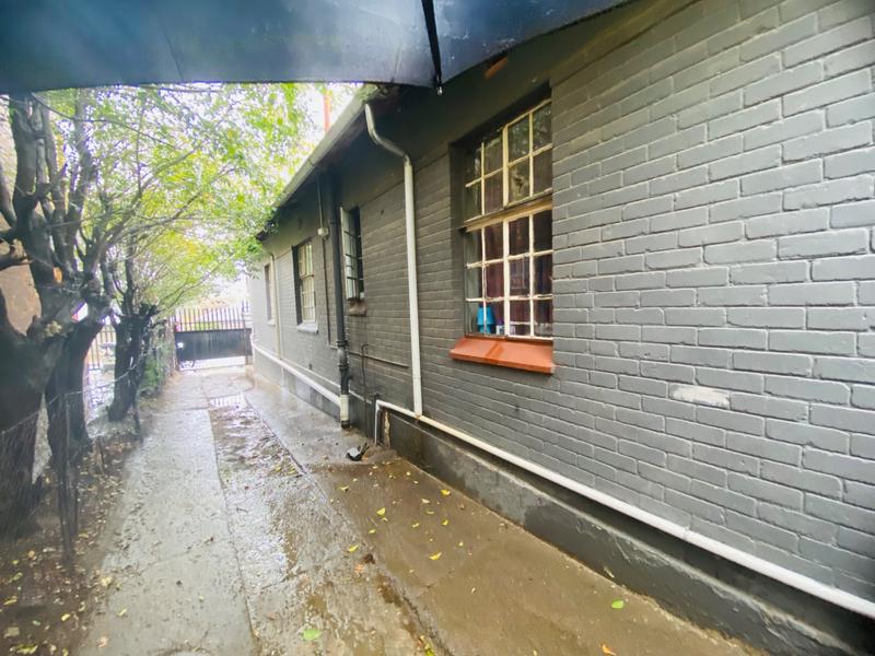 8 Bedroom Property for Sale in Rosettenville Gauteng